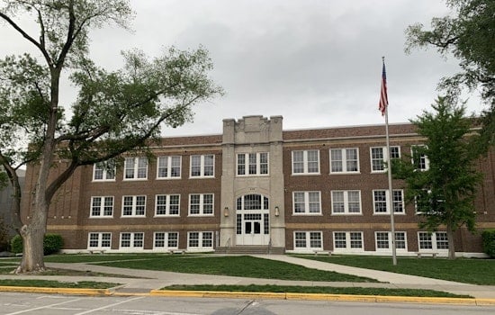 Feds Give KCK Schools 14-Day Ultimatum Over Transgender Records