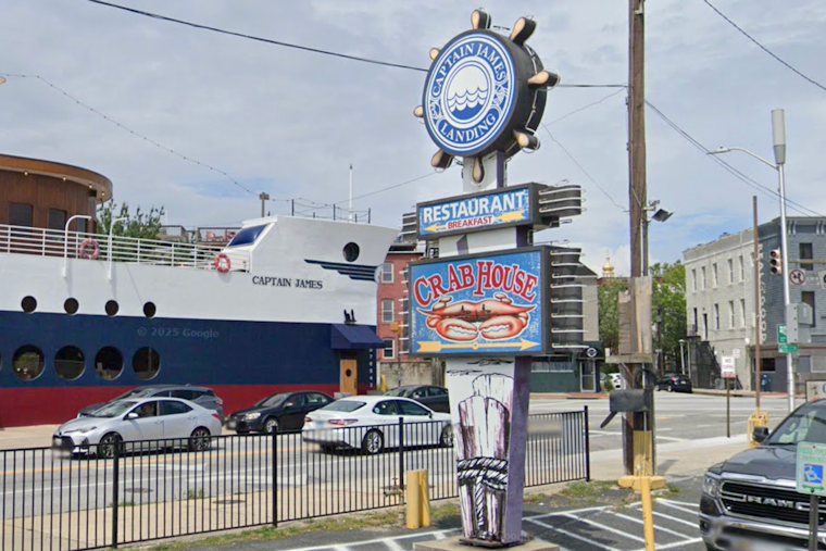 Fells Point Crab Deck Closed After Overnight Fire