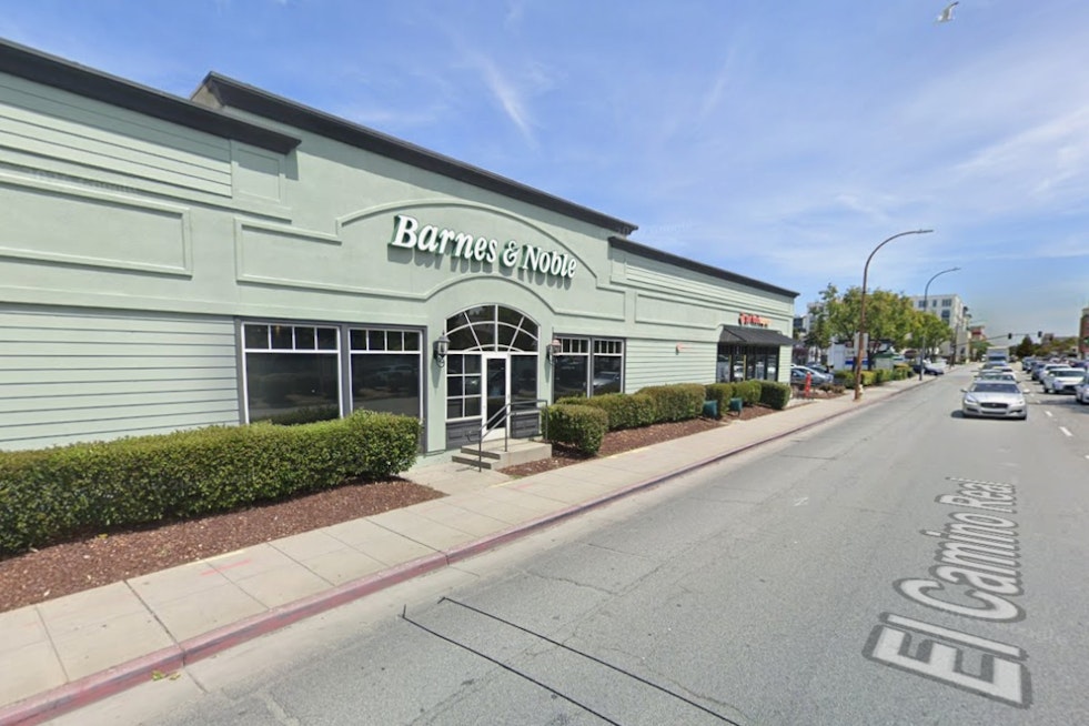 Final Chapter: Redwood City’s 33-Year Barnes & Noble Bows Out At Sequoia Station