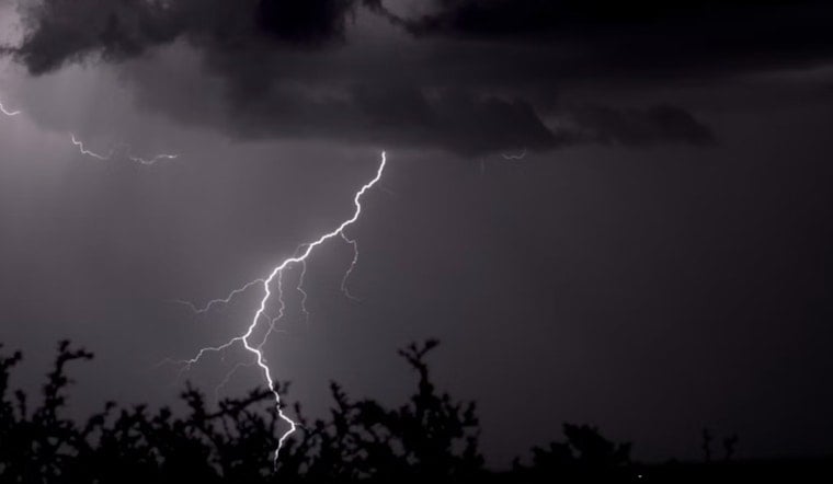 Flood Watch And Red Line Chaos Set Stage For Soggy D.C. Monday