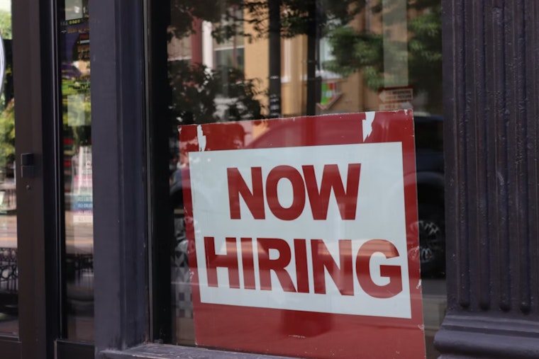 Florida Jobless Rate Finally Budges, but 525,000 Still Out of Work