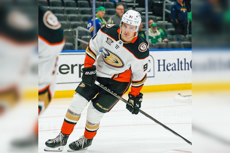 Flyers Drop $90 Million Offer Sheet Bomb on Ducks for Leo Carlsson