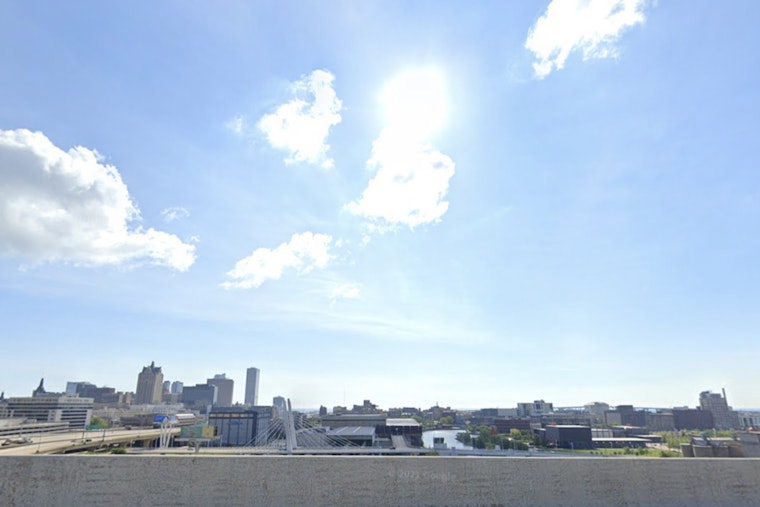 Fog Fades Fast As Milwaukee Heats Up For Sizzling Weekend