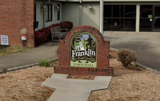 Franklin Slams Brakes on Data Centers With One-Year Building Timeout