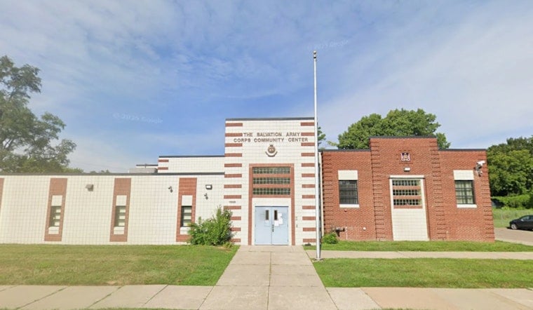 Free Fans Gone in 60 Minutes as Detroit Seniors Swelter