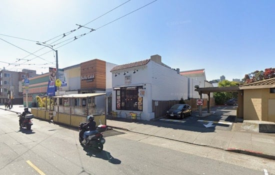 Fried Chicken Favorite The Bird Zeroes In On Marina Nest On Chestnut