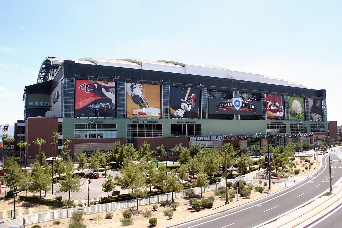 Fuerza Regida Turns Sold-out Chase Field Into Corrido Party