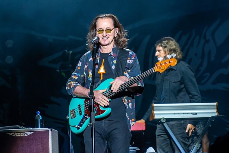 Geddy Lee's Voice Gives Out, Rush Slams Brakes On Two Fort Worth Gigs
