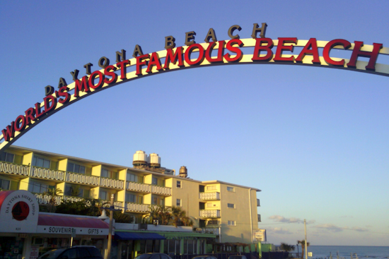 Georgia Tourist Hospitalized After Daytona Beach Shark Bite