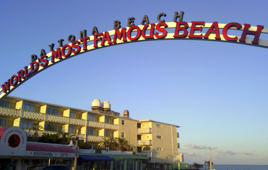 Georgia Tourist Hospitalized After Daytona Beach Shark Bite