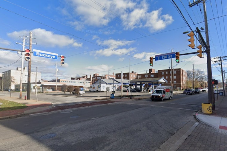 Giant Buckeye Sinkhole Cripples East 130th Traffic