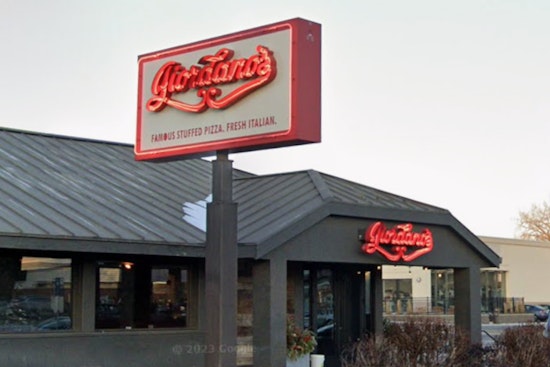 Giordano's Stuffed Deep Dish Takes Over Mall Of America's Third Floor