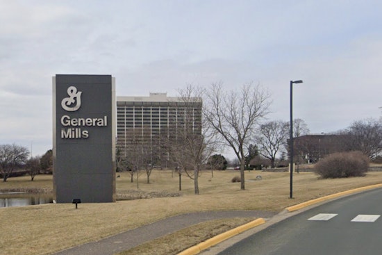 Glass Scare Yanks 735K Pillsbury Rolls From Walmart Bakeries