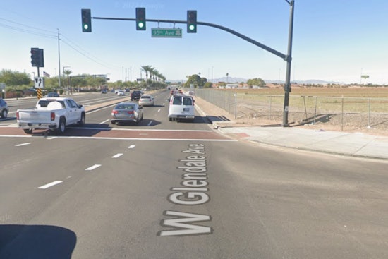 Glendale Motorist Slams Squad Cars, Then Turns Gun On Self In West Valley Chase