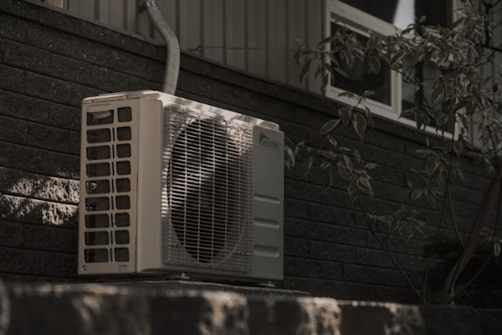 Glendale Renters Gasp 'We Can't Breathe' as AC Fails in Brutal Heat Wave