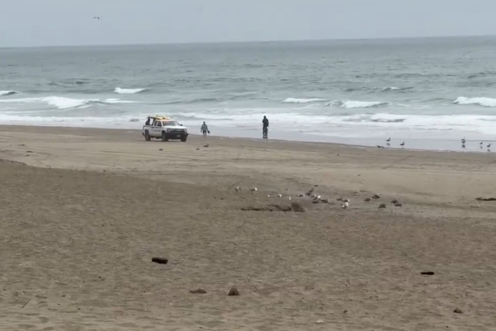 Glider Crash Drama at Fort Funston Beach Sends Flyer to Trauma Center