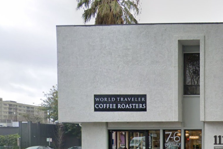 Gold River Town Centre Finally Lands A Full-Service Café As World Traveler Moves In