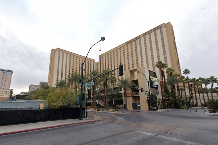 Golden Nugget Shuffles Downtown's Only Poker Room Into Rush Tower Lobby