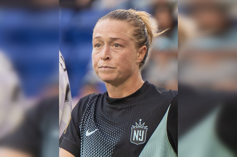 Gotham’s Emily Sonnett Done For Season After Knee Surgery
