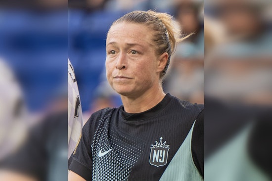 Gotham’s Emily Sonnett Done For Season After Knee Surgery