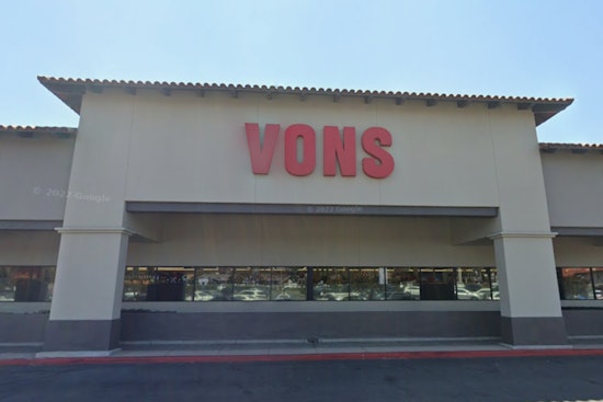 Granada Hills Vons Kept Ringing Up Groceries As Customer Lay Dead, Workers Say