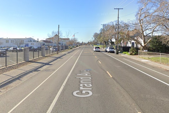 Grand Avenue Blaze Tears Through Two Sacramento Homes