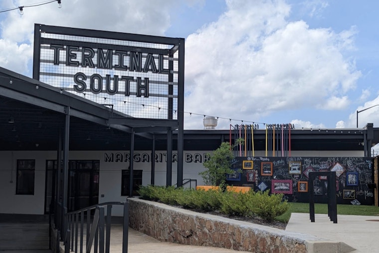 Grant Park Nursery Packs Up For Terminal South As New Eatery Moves In