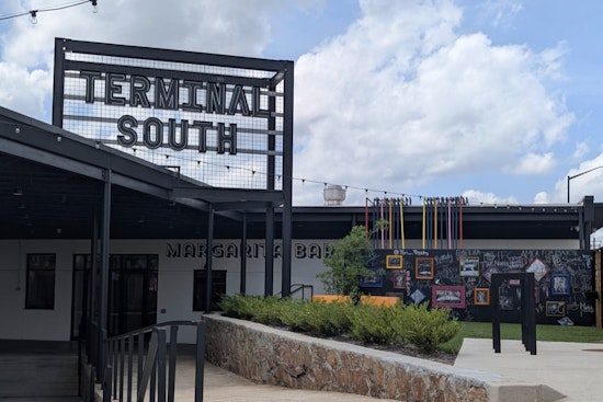 Grant Park Nursery Packs Up For Terminal South As New Eatery Moves In