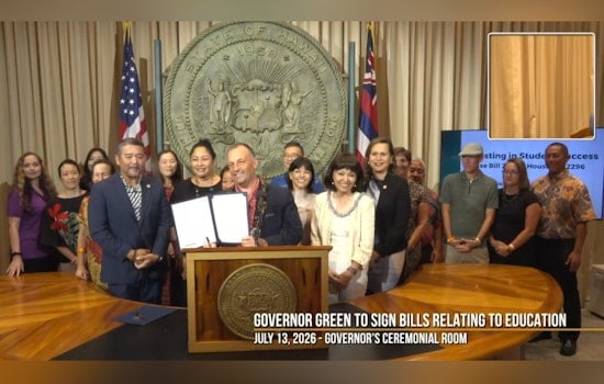 Green Rips Last-Dollar Rule To Let Hawaiʻi Students Put Pell Toward Rent And Food