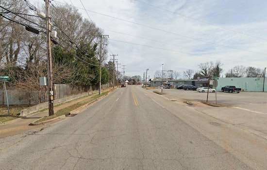 Greenville Food Truck Stickup Leaves Customer Facing A Gun, Deputies Say