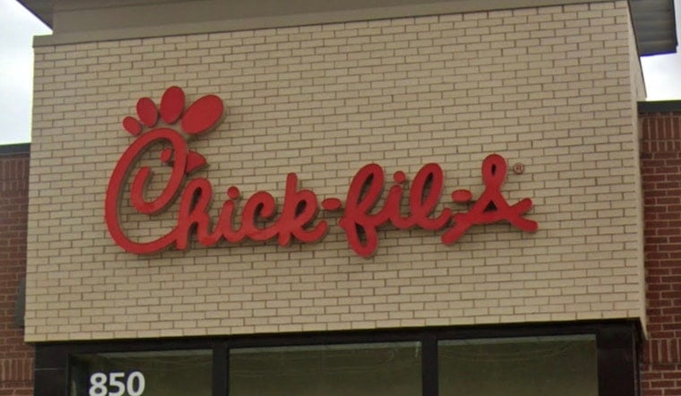 Gretna Flocks To New Chick-fil-A As 1,500 Orders Swamp Opening Day