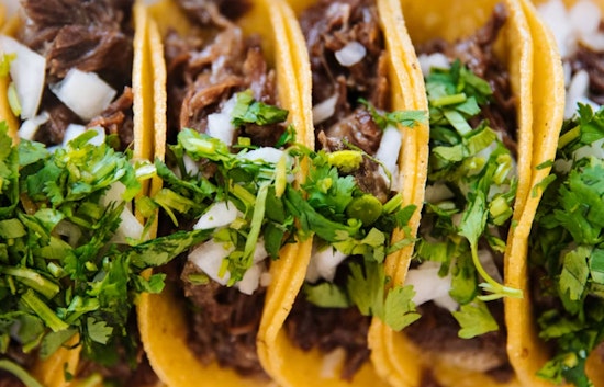 Guadalajara Chef Brings Steamed Tacos To Reseda Truck