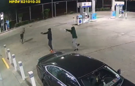 Gunfire Erupts at North Freeway Gas Stop as Houston Cops Hunt Robbery Crew