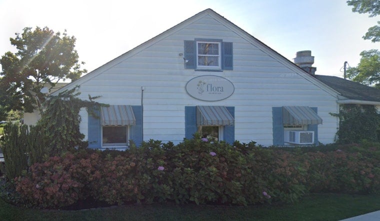 Hamptons Restaurant Flora Plants Roots In South End Charlotte