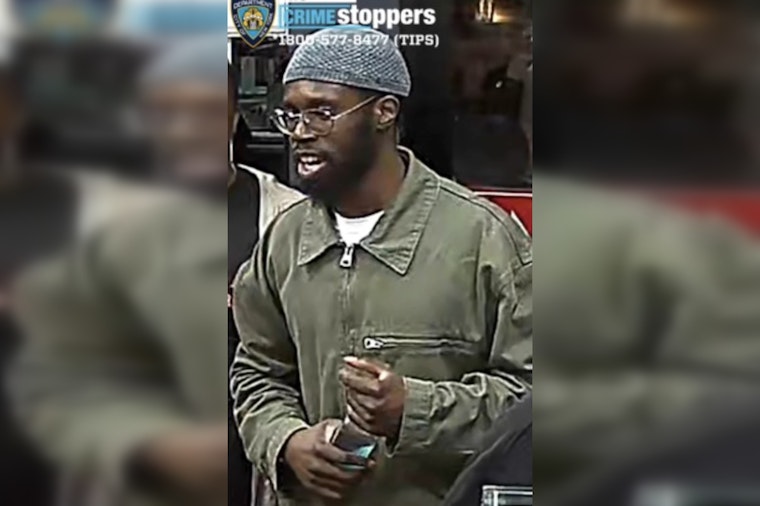 Harlem Midnight Slashing Outside Precinct Has Cops Hunting Blade-Wielding Suspect