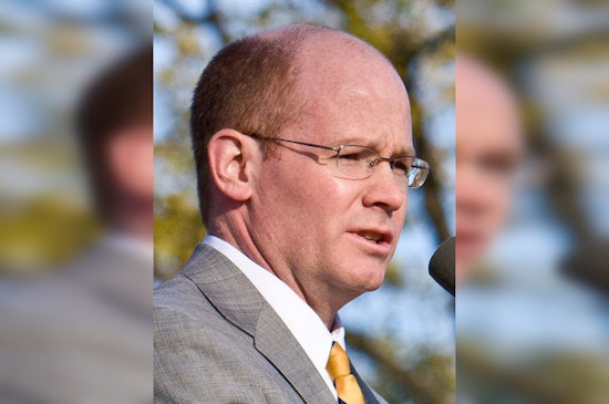 Harmon Took $50K From Online Sweepstakes Firm Under Scrutiny, Now Vows Charity Dump