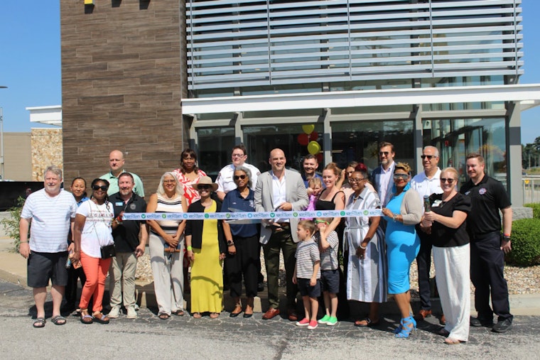 Hazelwood McDonald's Sizzles Back After Fire as City Bigwigs Cut the Ribbon
