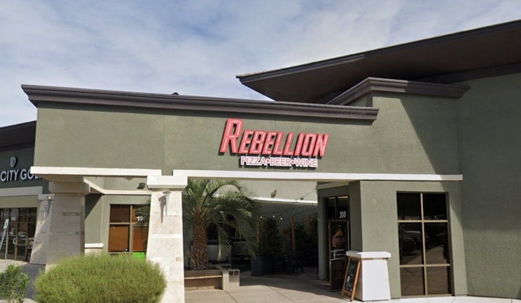 Henderson Pizza Hotspot Nabs Next-Door Deli For Lunchtime Crowd