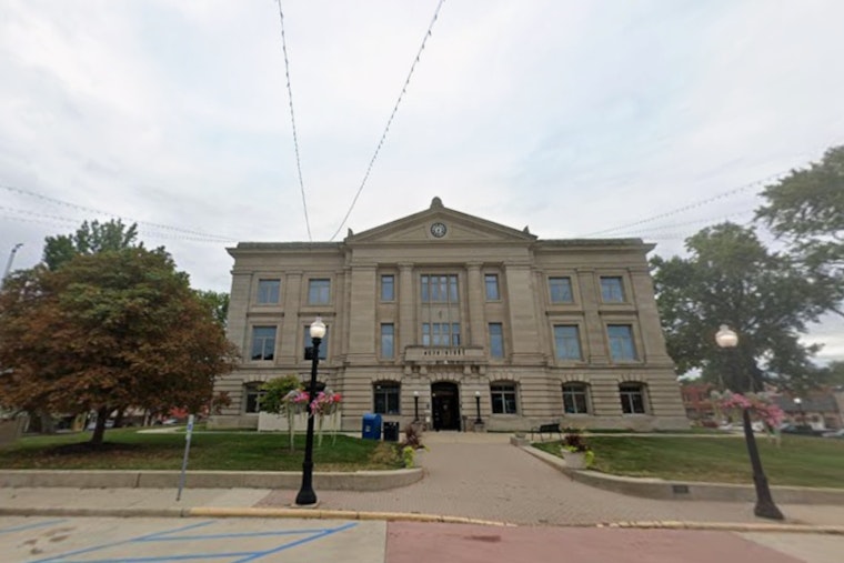 Hendricks County Jury Acquits Man In Indy Bar Shooting