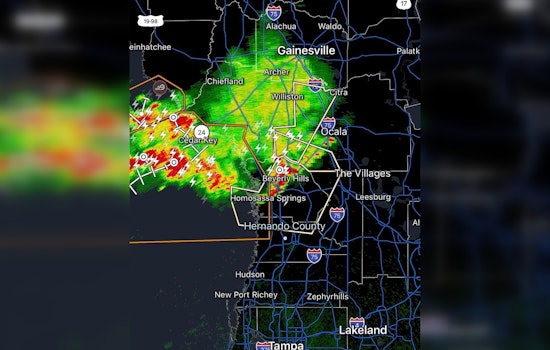 Hernando County Fire Warns Strong Thunderstorms Are Moving Through