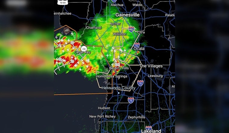 Hernando County Fire Warns Strong Thunderstorms Are Moving Through