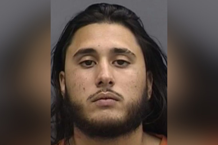 Hillsborough Deputies Hunt 22-Year-Old Omar Gonzalez In Tampa Assault Case