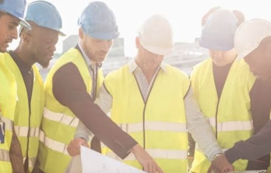 Hochul Slashes Workers’ Comp Bills, Promises Billion-Dollar Break for New York Bosses