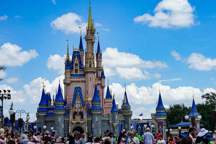 Hollywood Studios Hands Resort Loyalists A Rare Late-Night Ride Frenzy