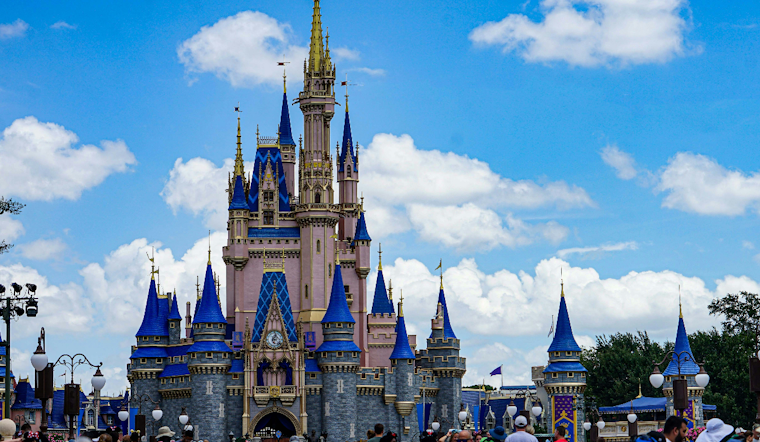 Hollywood Studios Hands Resort Loyalists A Rare Late-Night Ride Frenzy