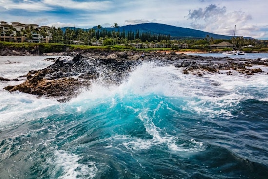 Honolulu Braces As Breezy Trades Whip Up Surf Ahead Of Fausto