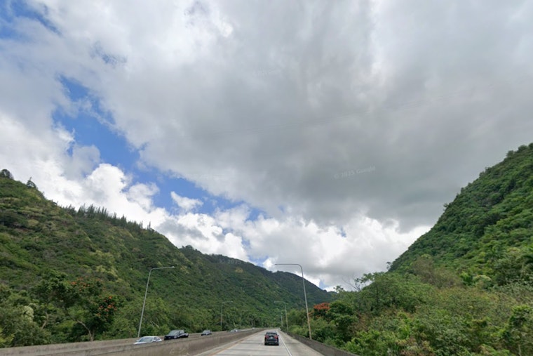 Honolulu Braces For Blustery Trades As Showers Hug The Koʻolaus