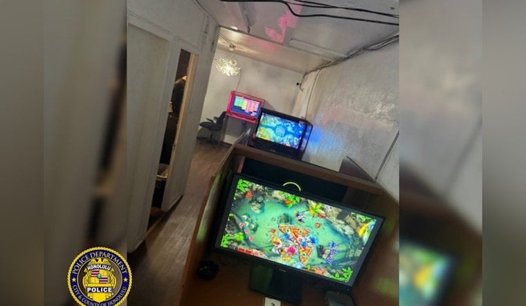 Honolulu Cops Bust Game Room, Arrest Two, Seize 11 Machines