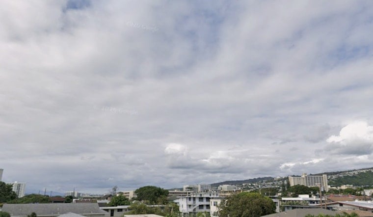 Honolulu Gets Blown Around As Trade Winds And Tides Tag-Team The Shore