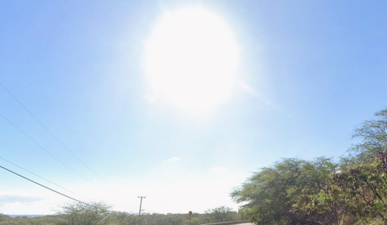 Honolulu Gets Gusty As Trade Winds Whip And Small Boats Stand Down